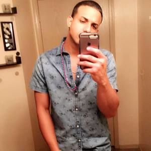 Meet your Posher, Abimael